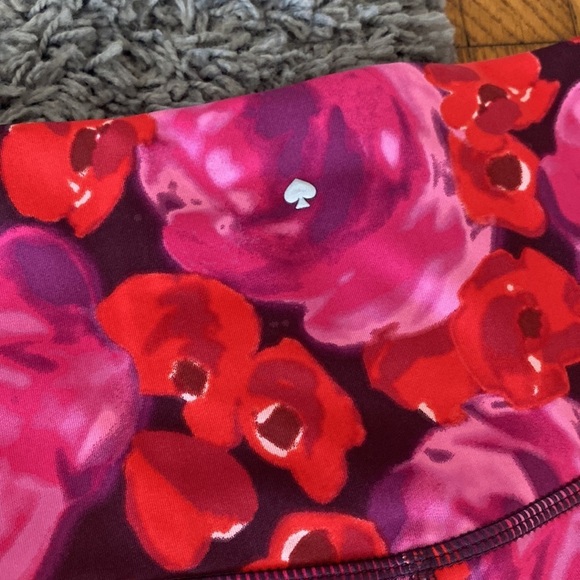 Kate Spade Electric Rose Print Leggings Size Small - Picture 10 of 14